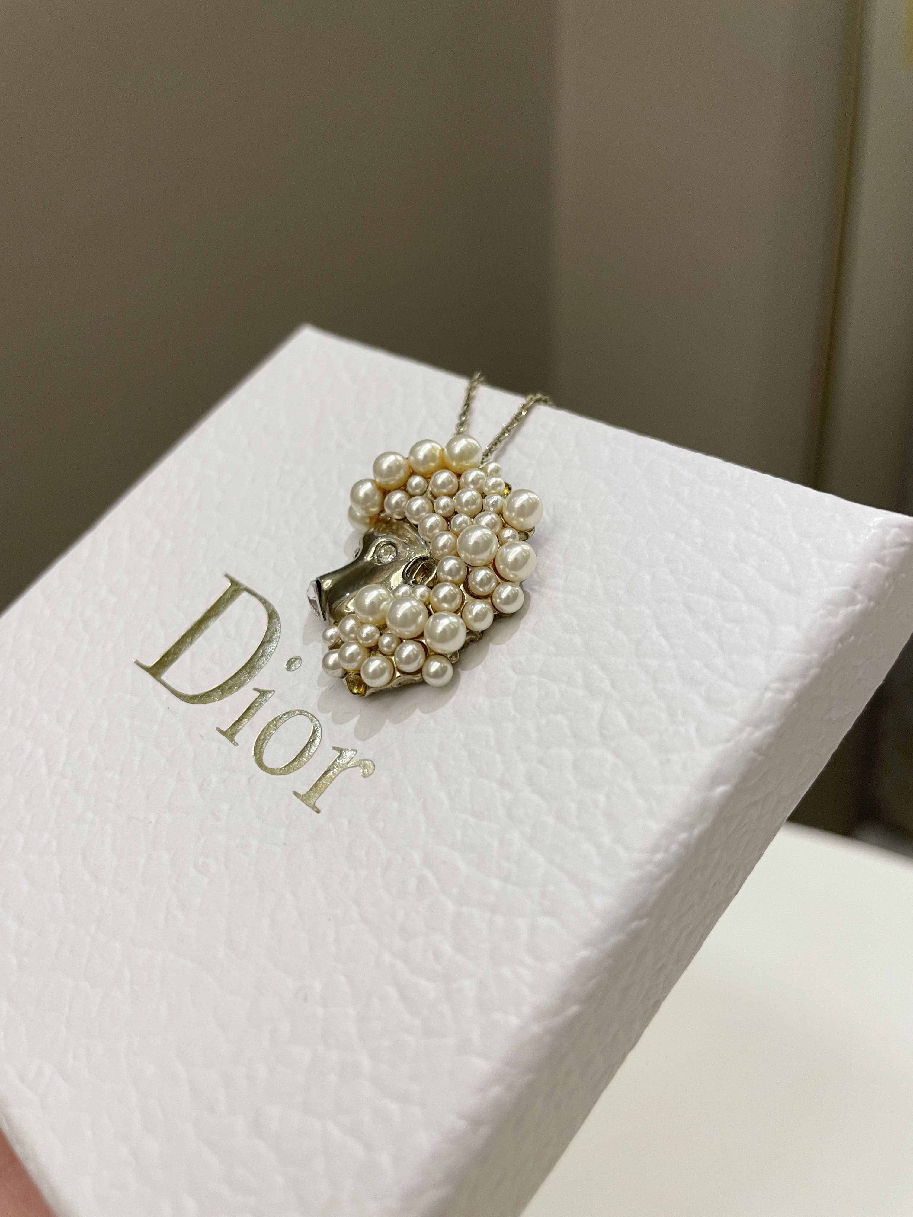Dior Zodiac Leo Necklace Pearls/ Crystal