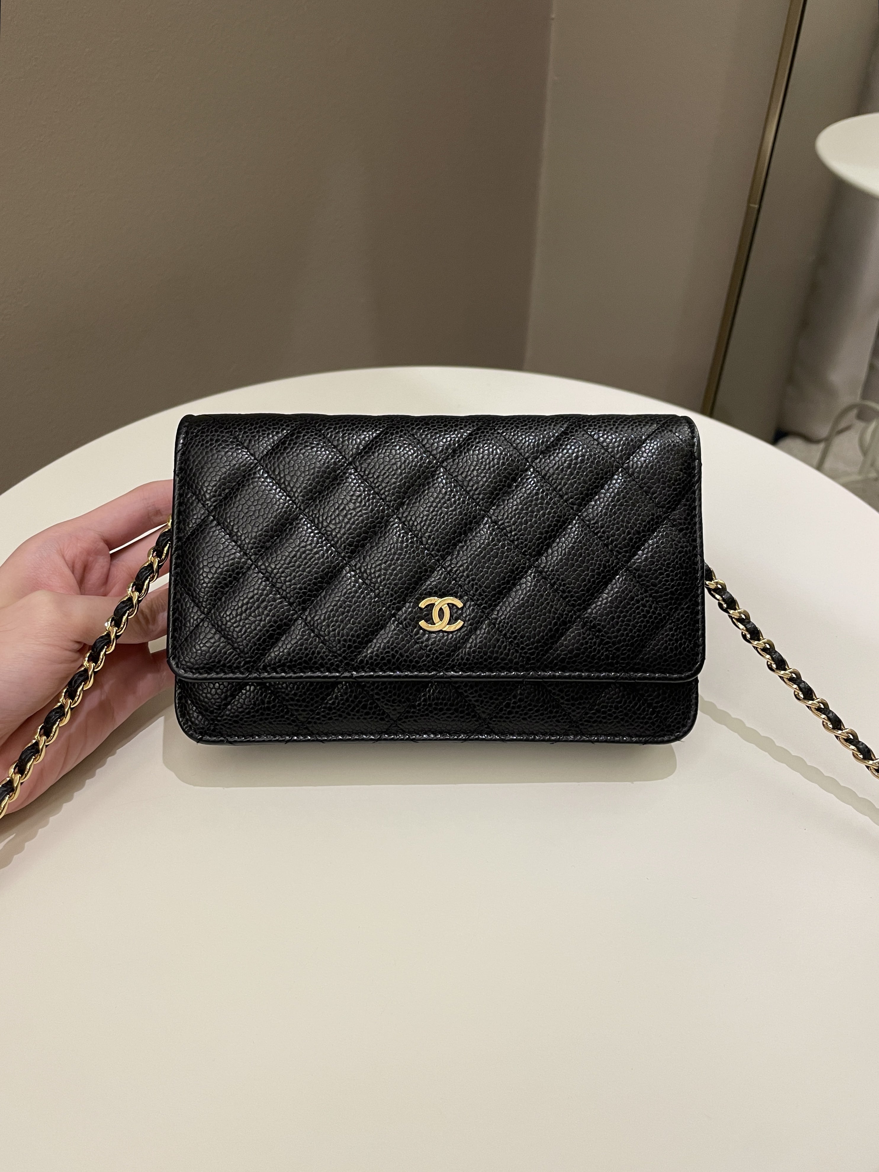 black chanel purse with gold chain