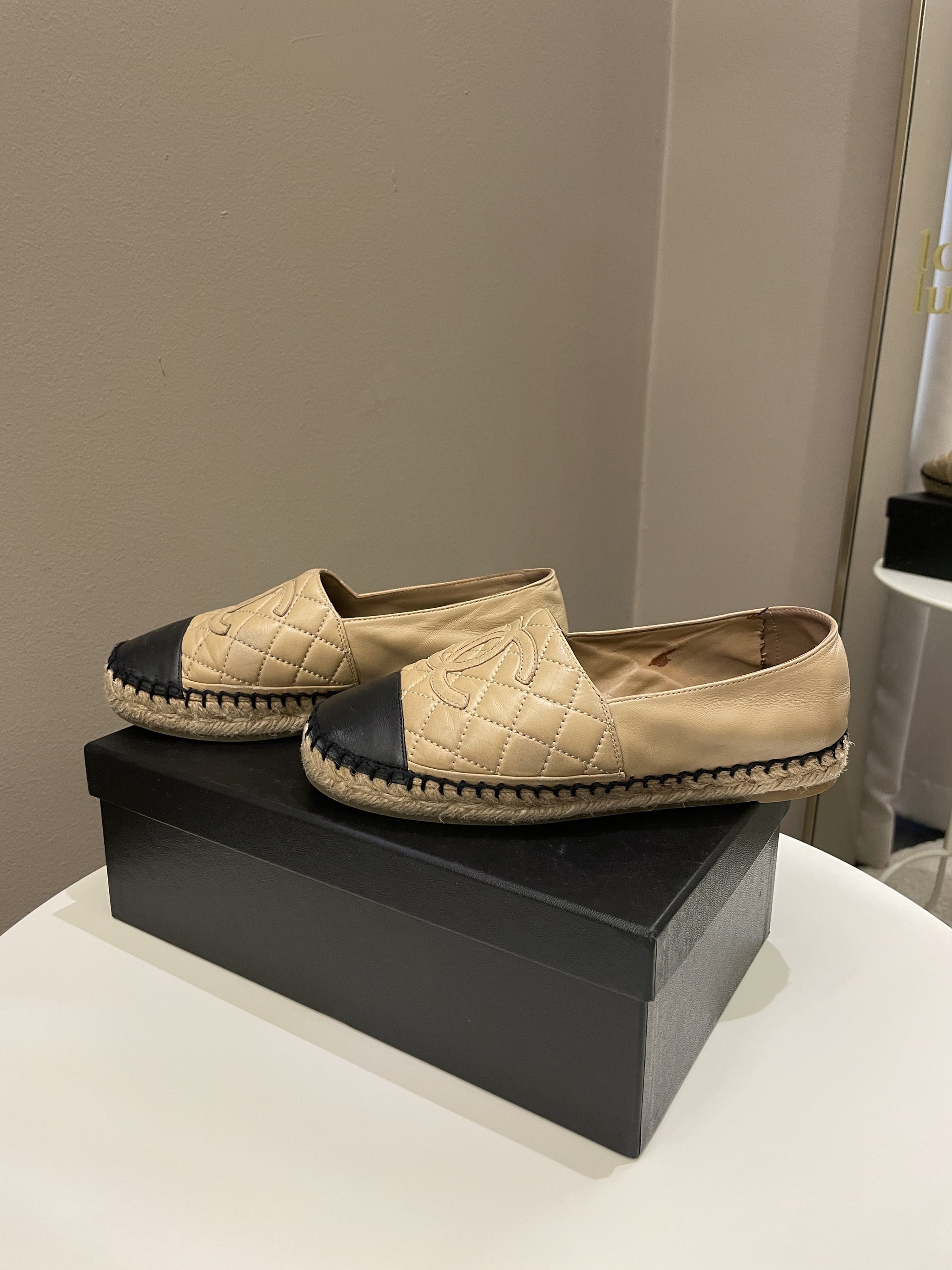 Chanel CC Espadrilles Beige/ Black Lambskin Size 36C
