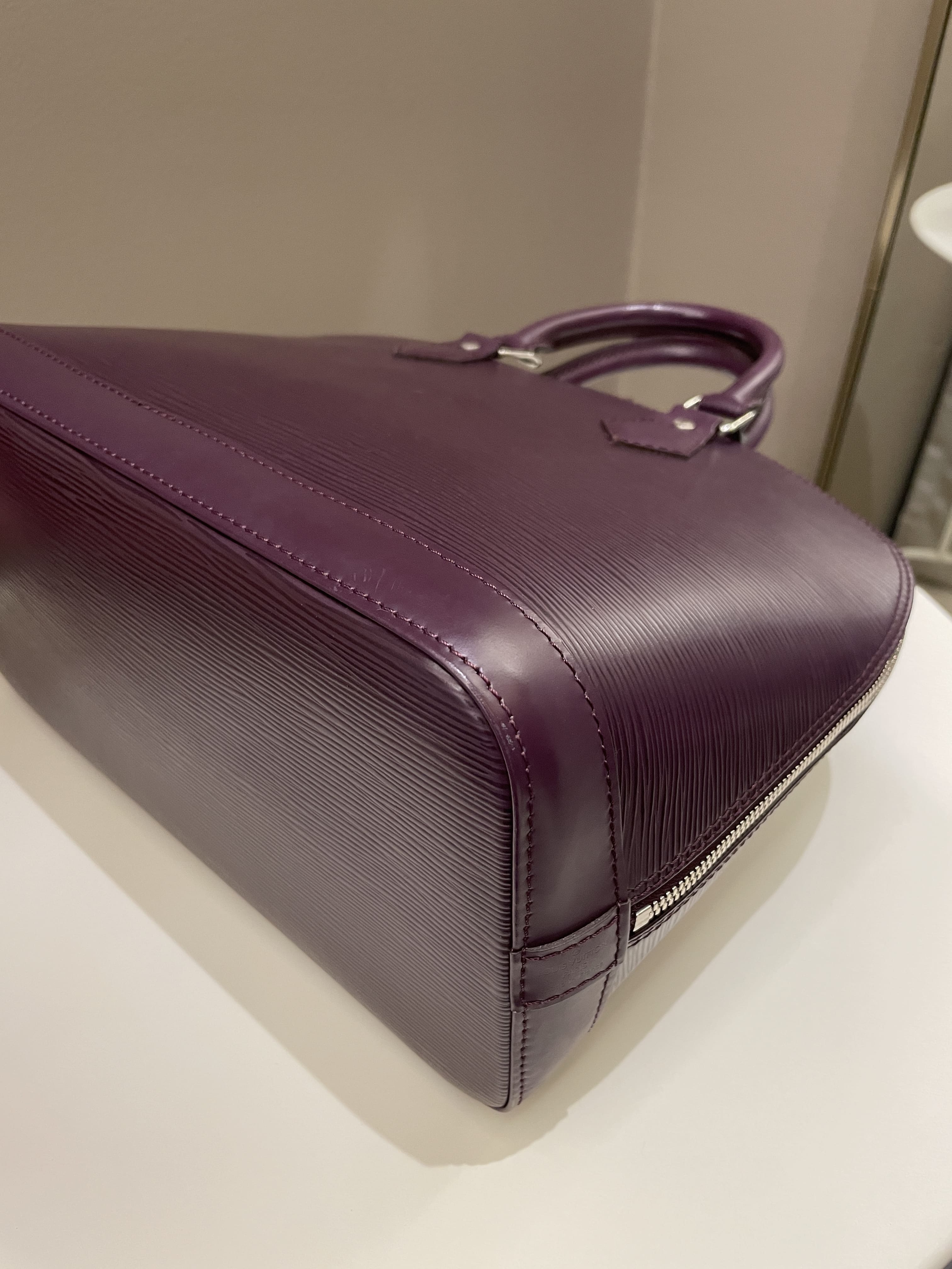 Louis Vuitton Cassis Epi Leather Alma PM Silver Hardware, 2008 Available  For Immediate Sale At Sotheby's