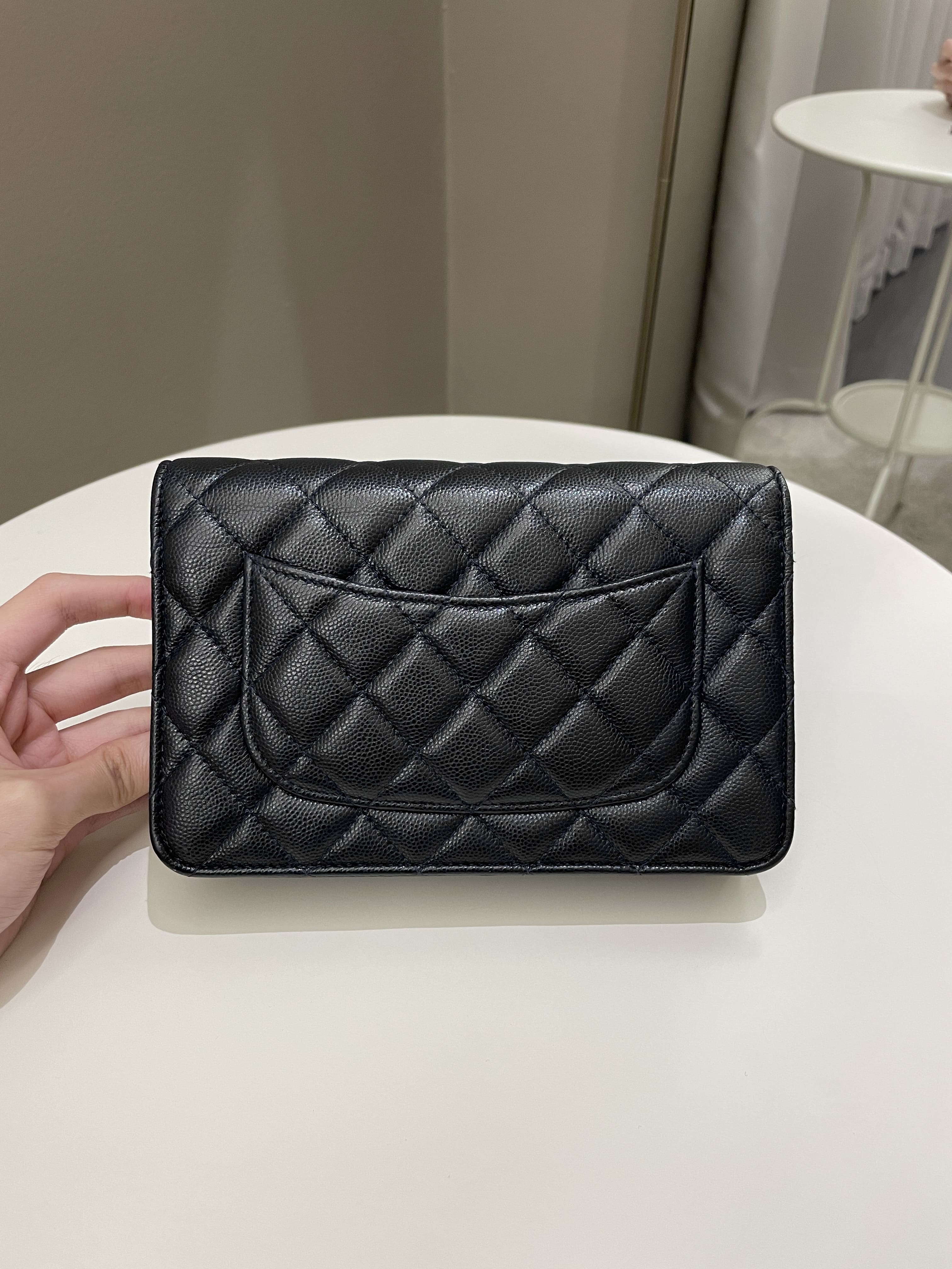 Chanel Classic Quilted Wallet on Chain Midnight Blue Caviar – ＬＯＶＥＬＯＴＳＬＵＸＵＲＹ