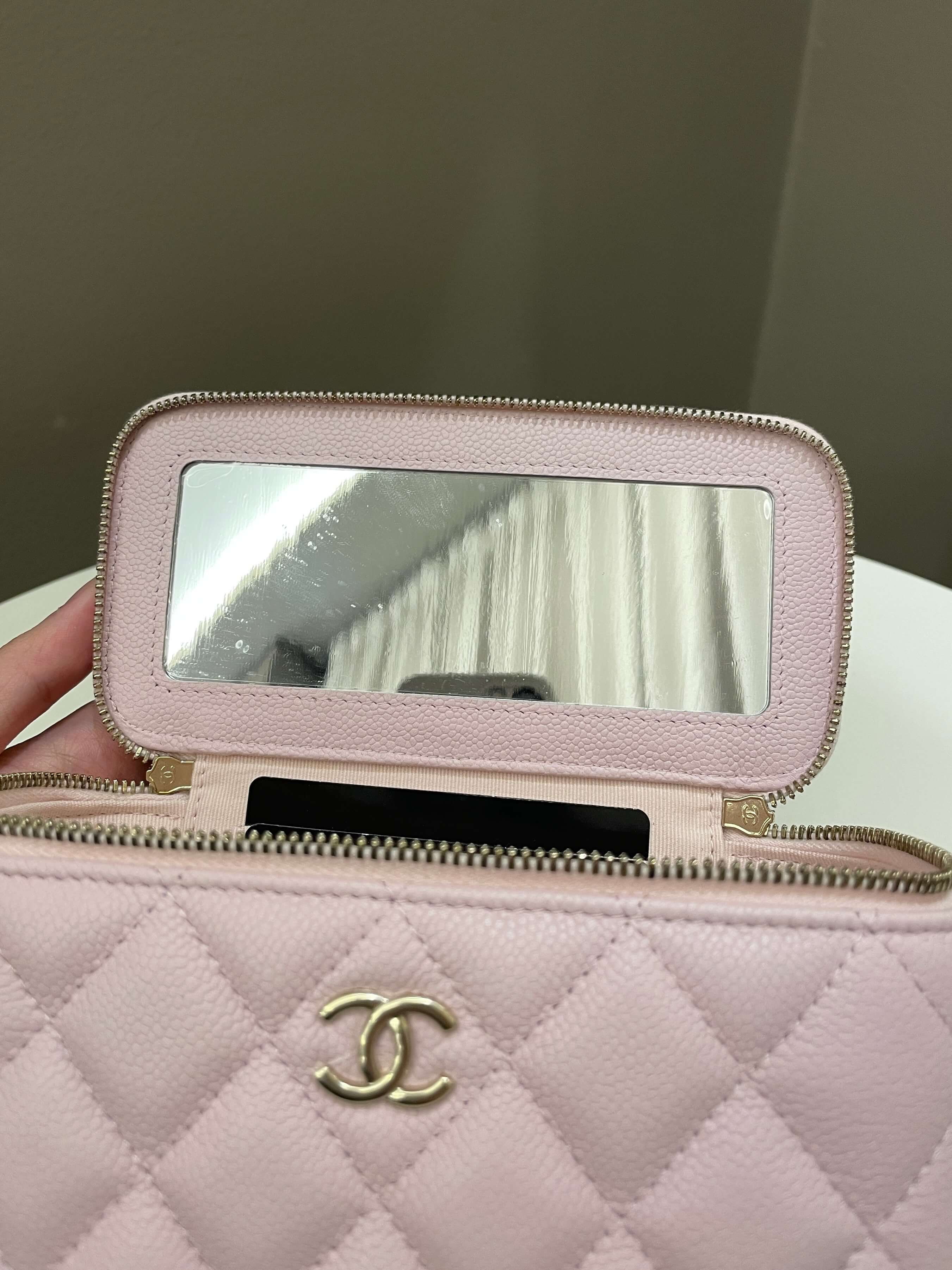 Chanel 22P Quilted Coco Vanity Rectangular Rose Clair Lilac Caviar