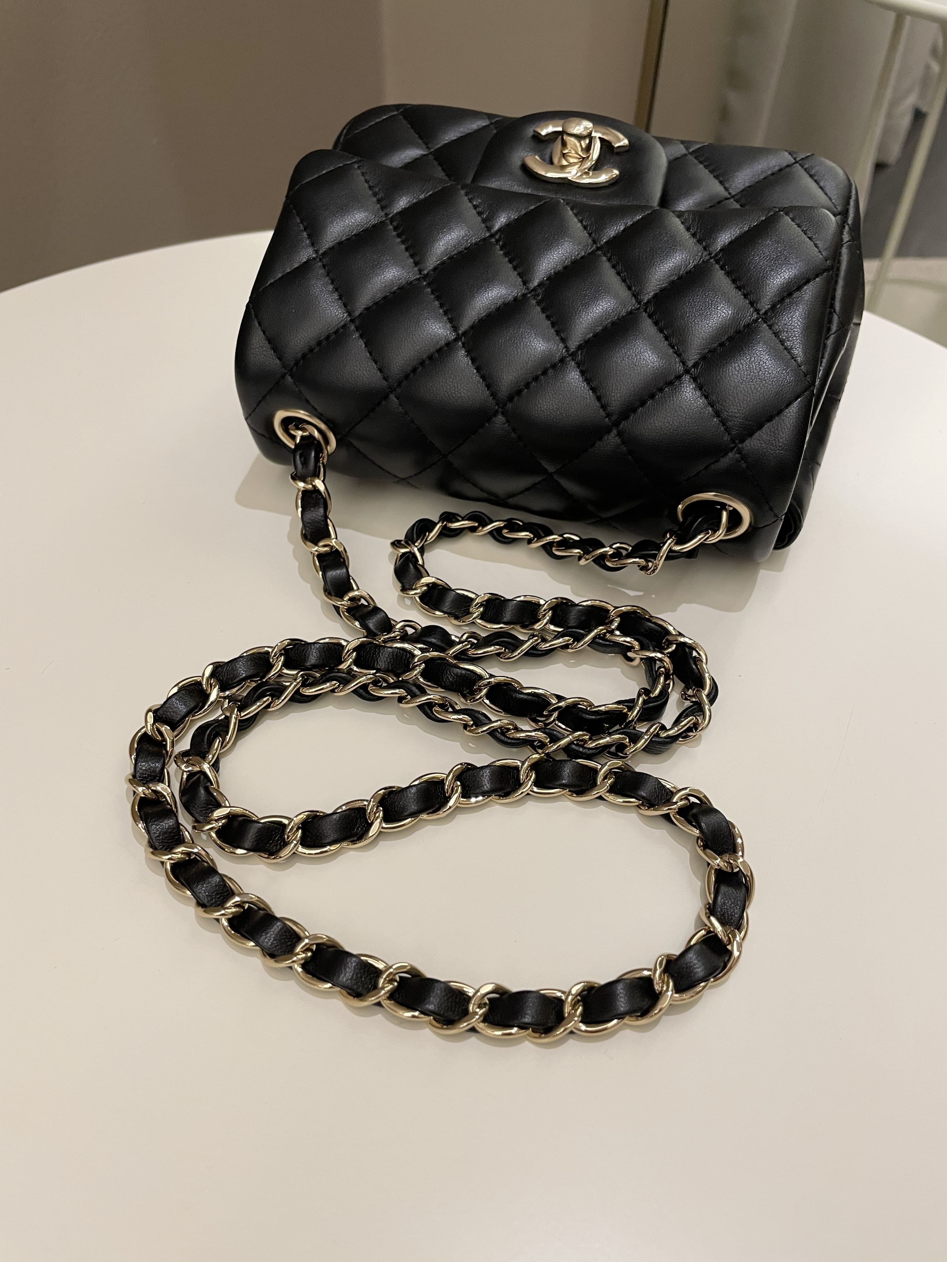 Chanel private collection & Luxury Accessories Online, Sale n°IT4151, Lot  n°202