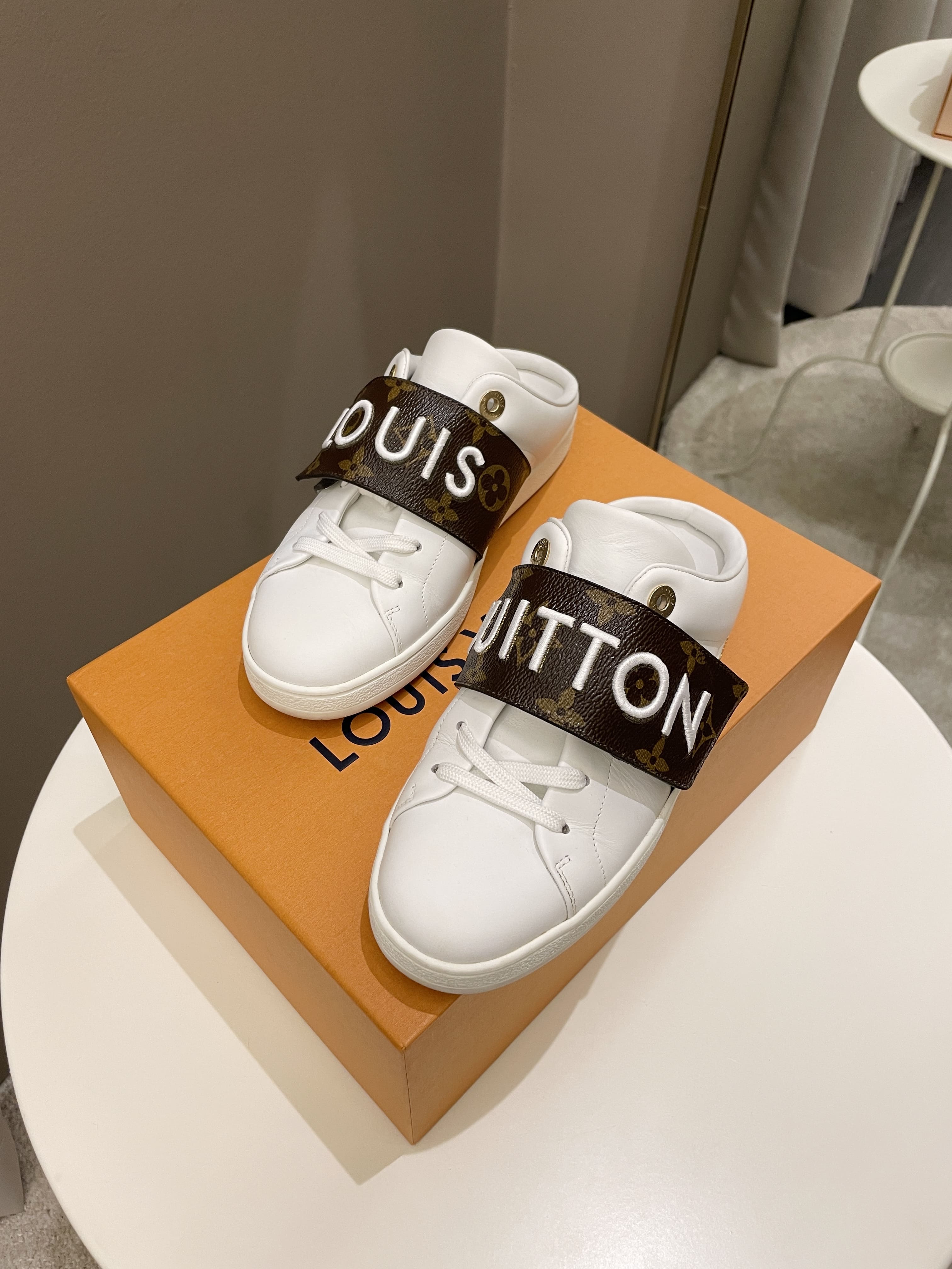 Louis Vuitton Frontrow Open Back Sneaker Monogram / White Size 35