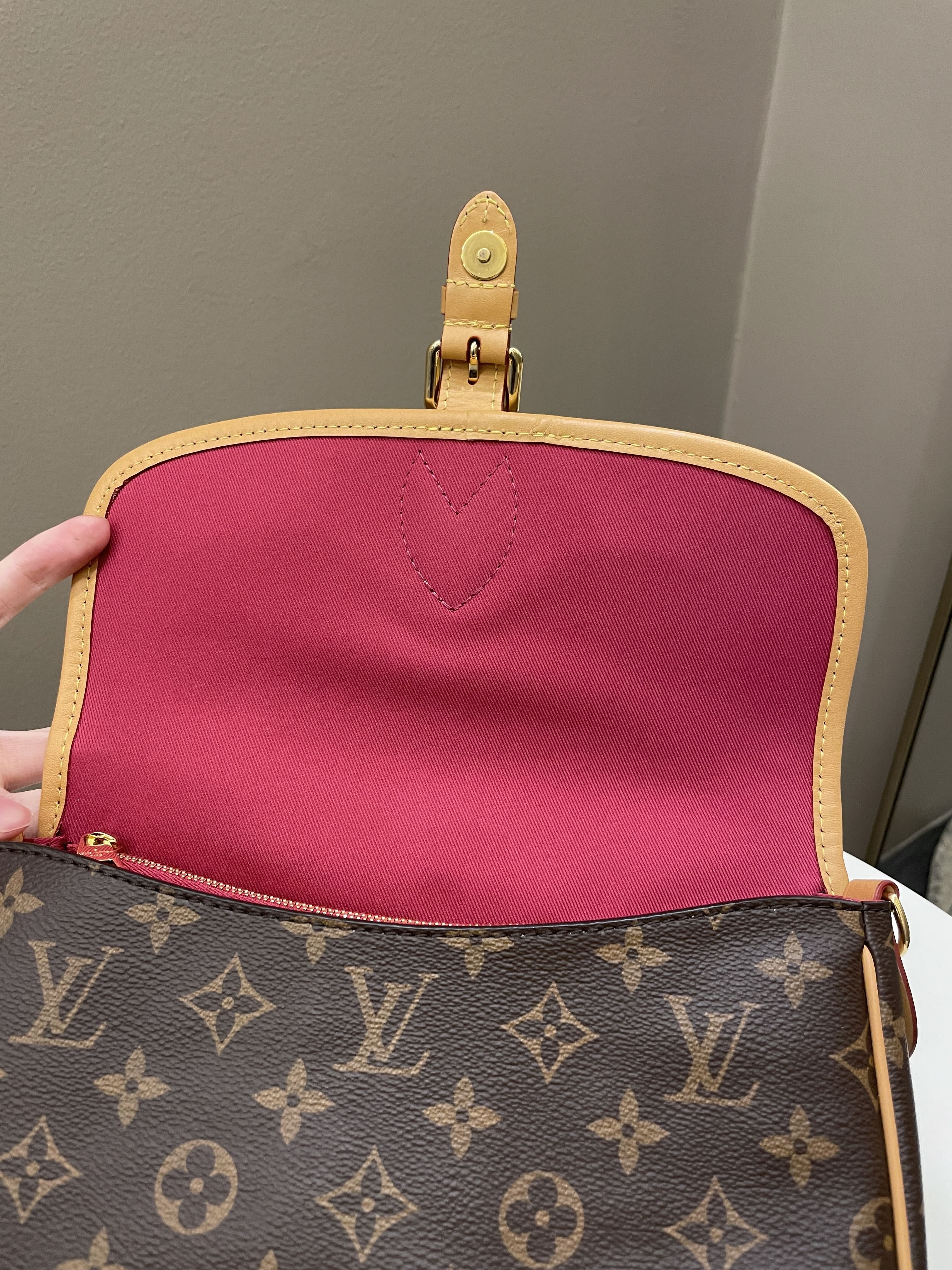 Louis Vuitton Diane, Pink