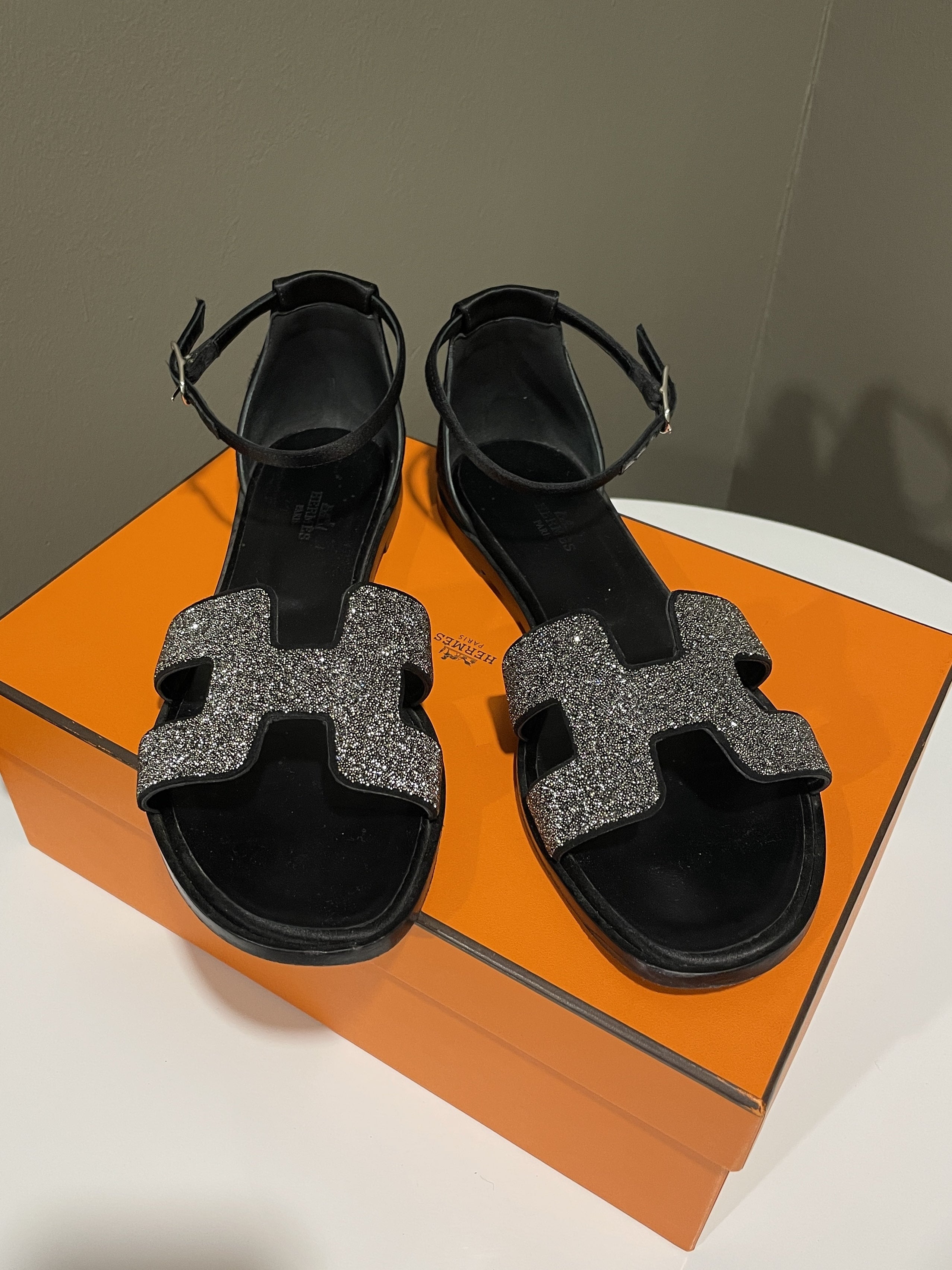 Hermes Santorini Sandals Black / Embellishment Size 38.5
