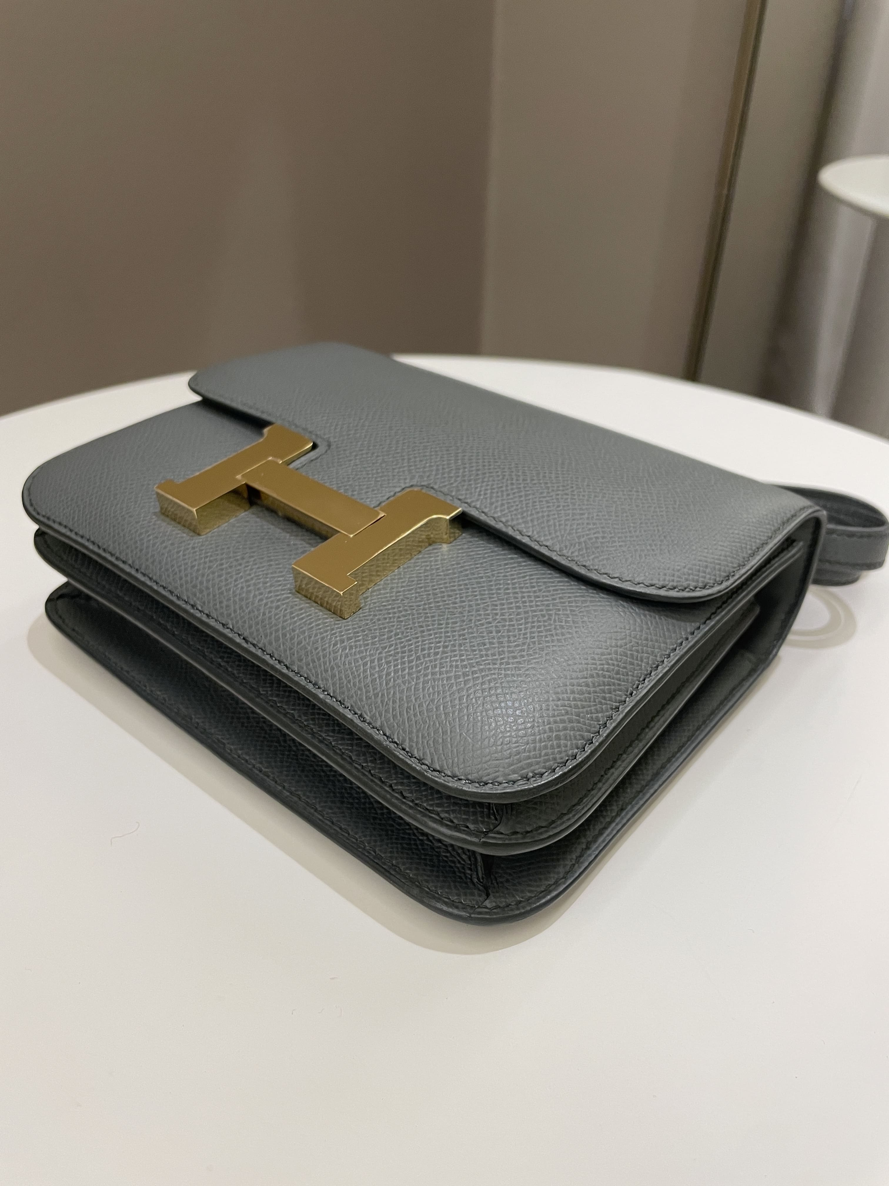 Hermes Constance 18 Vert Amande Epsom – ＬＯＶＥＬＯＴＳＬＵＸＵＲＹ