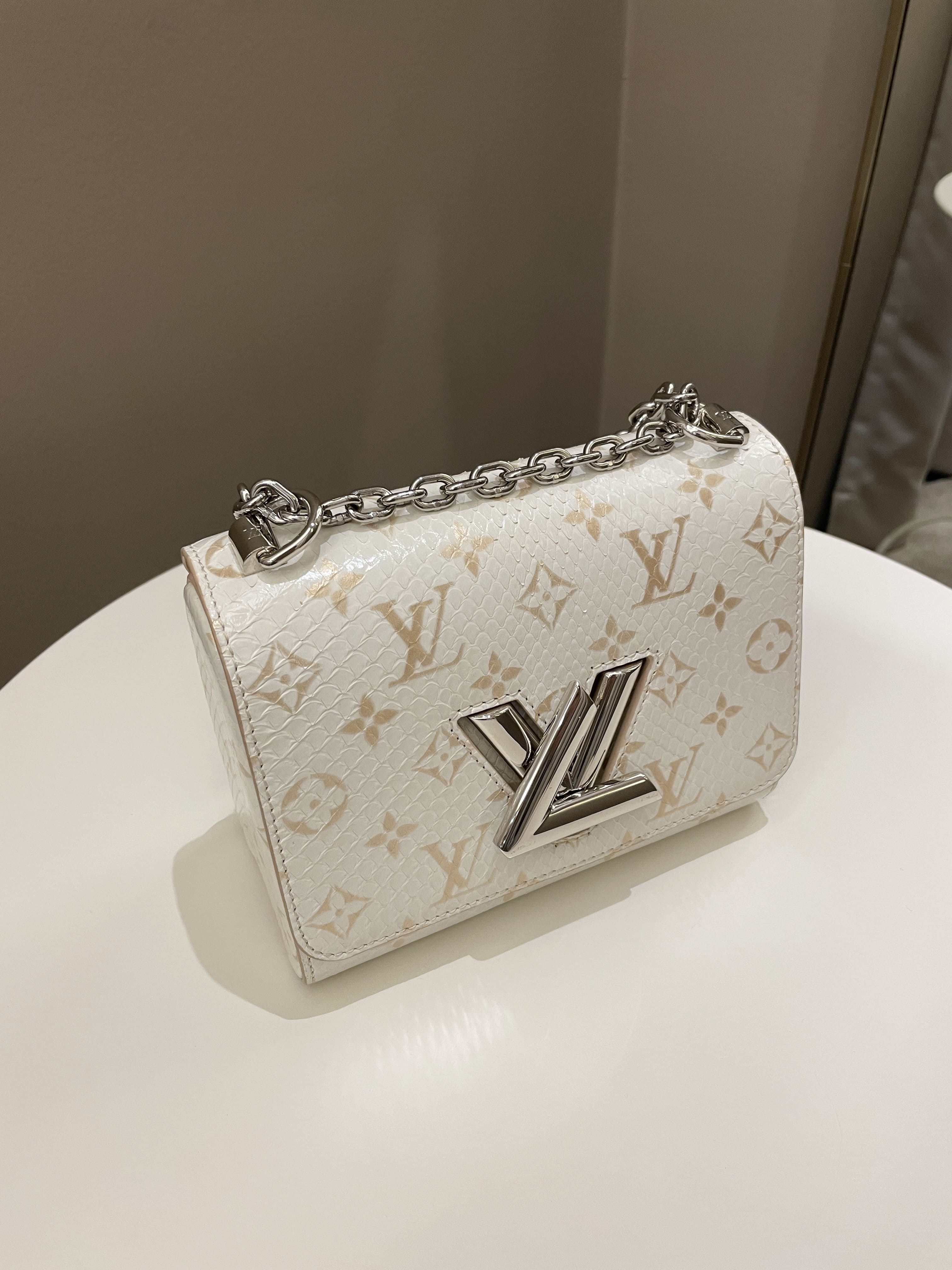 Louis Vuitton Twist Bag Creme / Beige Python