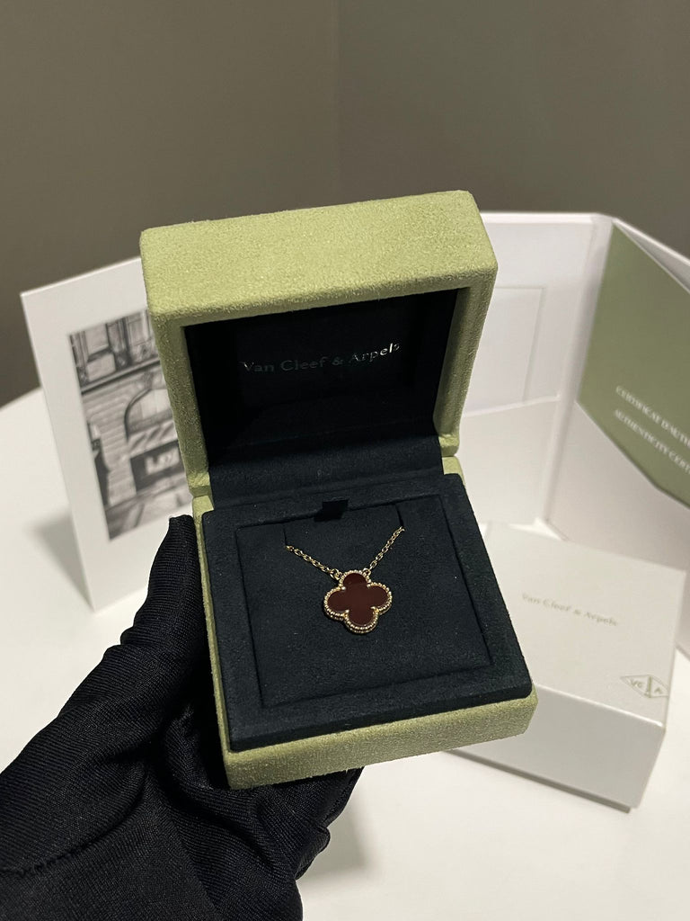 Van Cleef Vintage Alhambra Necklace Carnelian 18K Yellow Gold