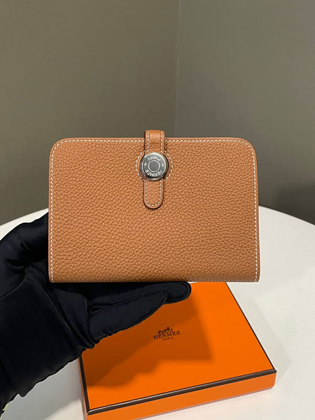 Hermes Dogon Compact Gold Togo – LOVELOTSLUXURY