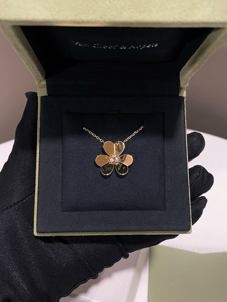 Van Cleef & Arpels Frivole Necklace (Large Model) 18K Yellow Gold