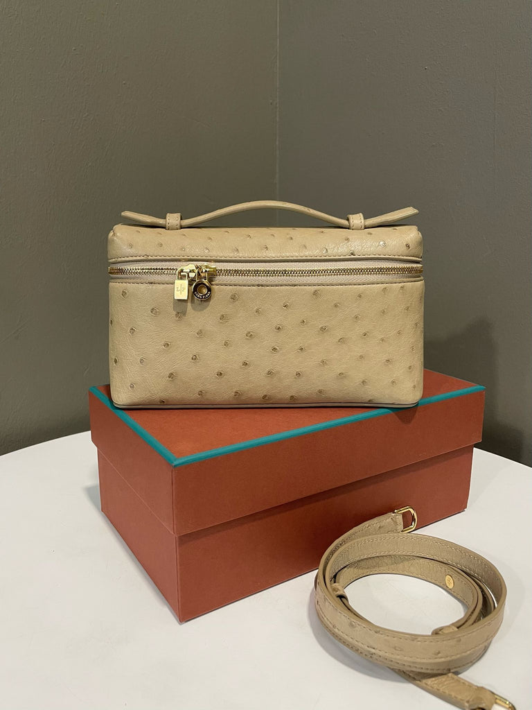 Loro Piana Extra Pocket L19 Beige Ostrich