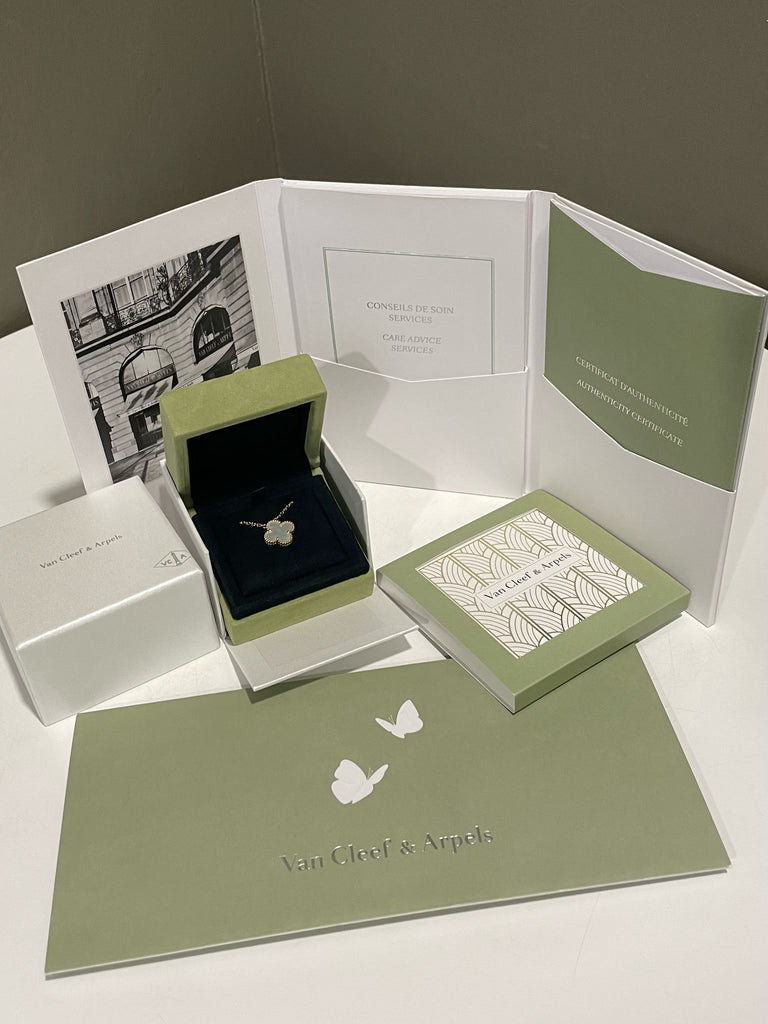 Van Cleef & Arpels Vintage Alhambra Pendant Necklace Mother of Pearl Yellow Gold