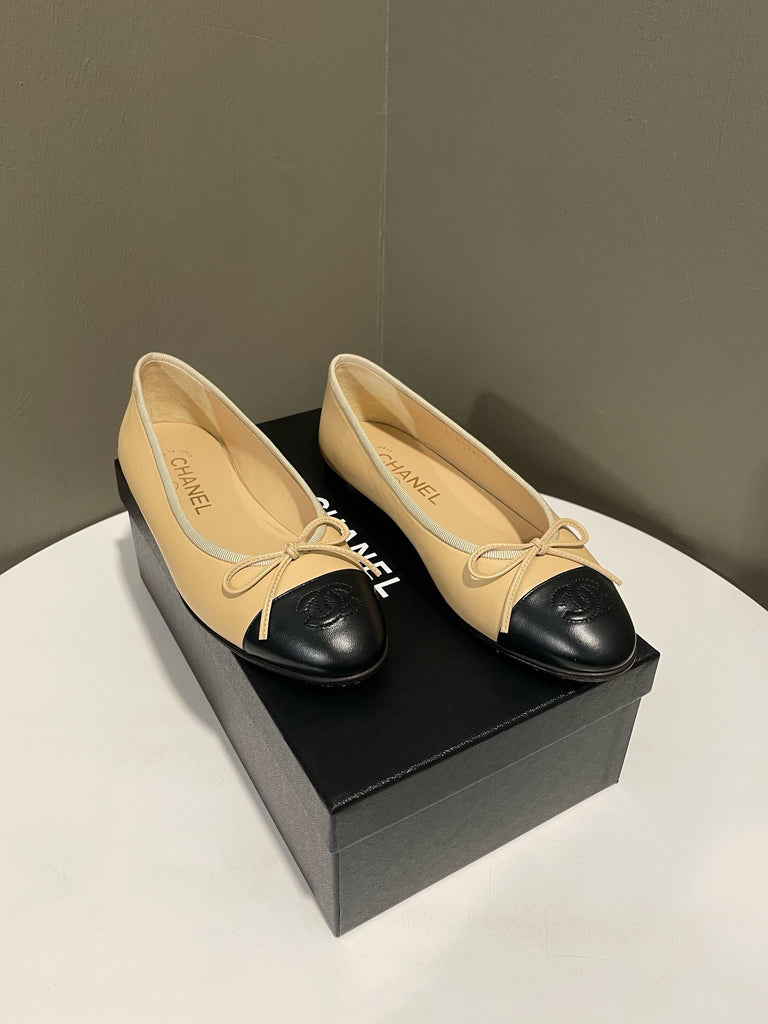 Chanel CC Ballet Flats Black/ Beige Size 36.5C