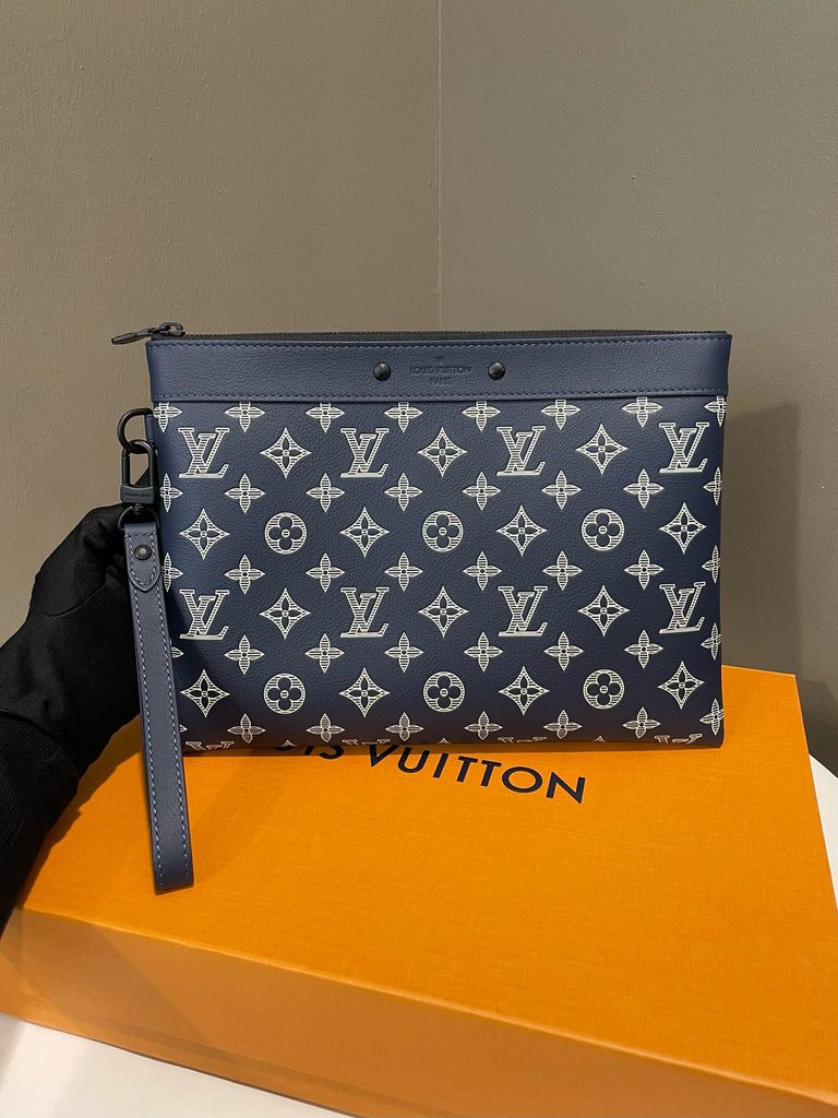 Louis Vuitton Pochette To Go Navy blue Calfskin