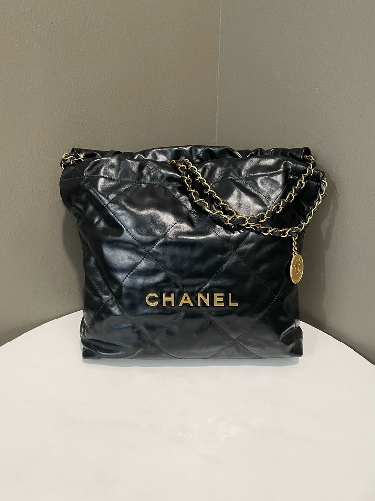 Chanel 22 Bag Black Calfskin