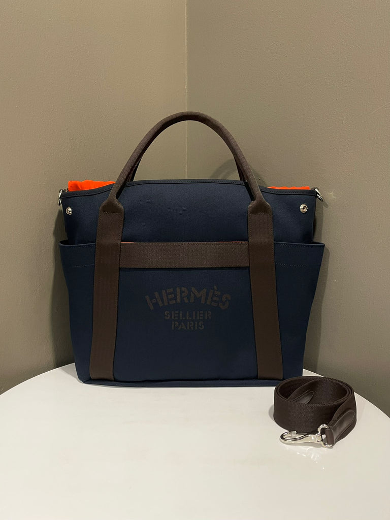 Hermes The Grooming Bag Bleu Navy / Feu Canvas
