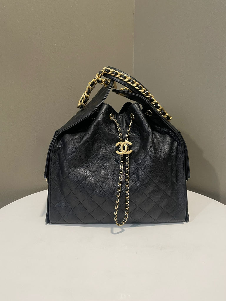 Chanel 25 Medium Bag Black Caviar