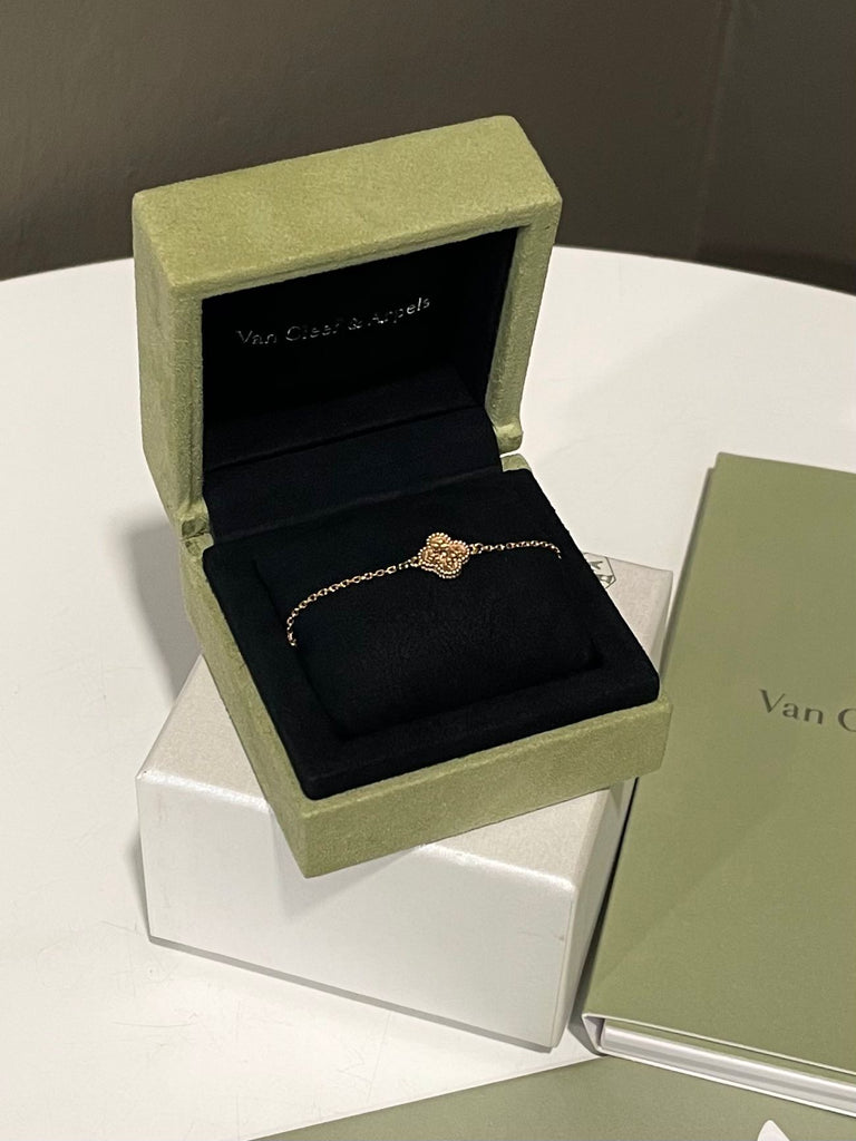 Van Cleef & Arpels Bracelet Sweet Alhambra 18K Rose Gold