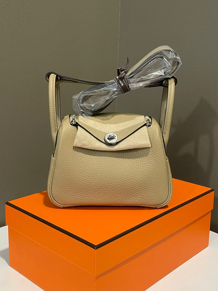 Hermes Mini Lindy II Trench Clemence
