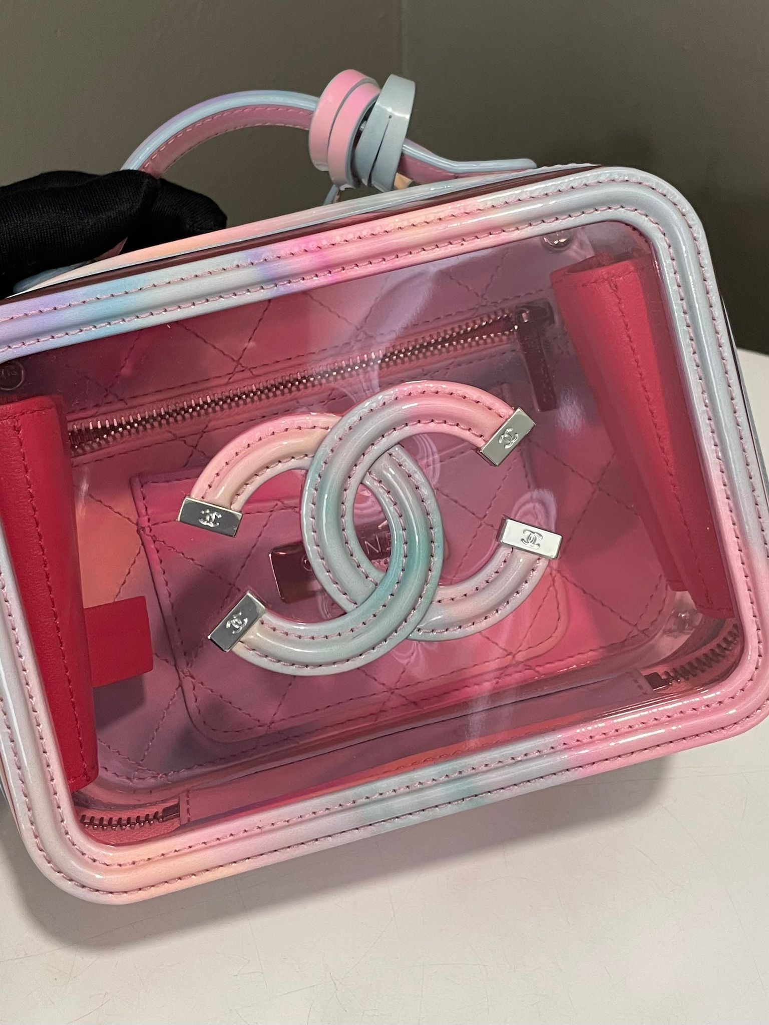 Chanel Filigree Vanity Case Pink Rainbow – LOVELOTSLUXURY