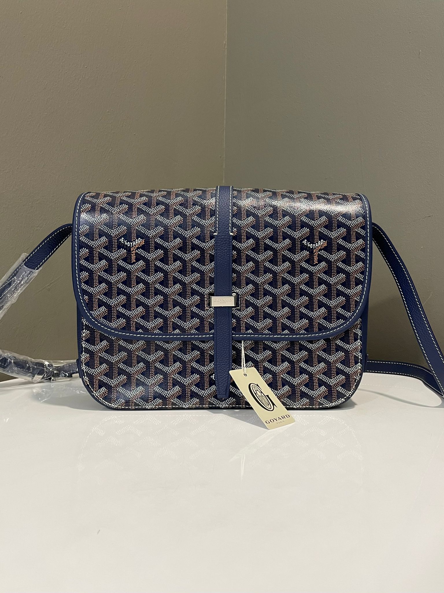 【すぐ届く】〇 GOYARD リード・エドモン ギフトラッピング可 ECA3E5A8-E0F5-459C-B949-