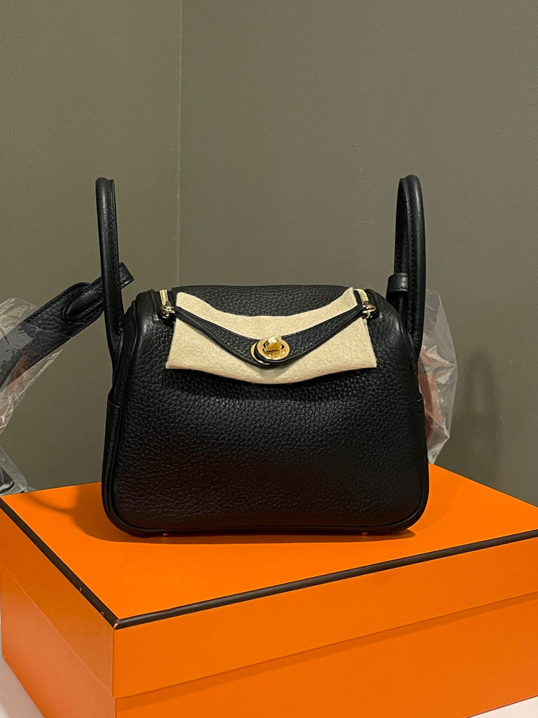 Hermes Mini Lindy II Black Clemence