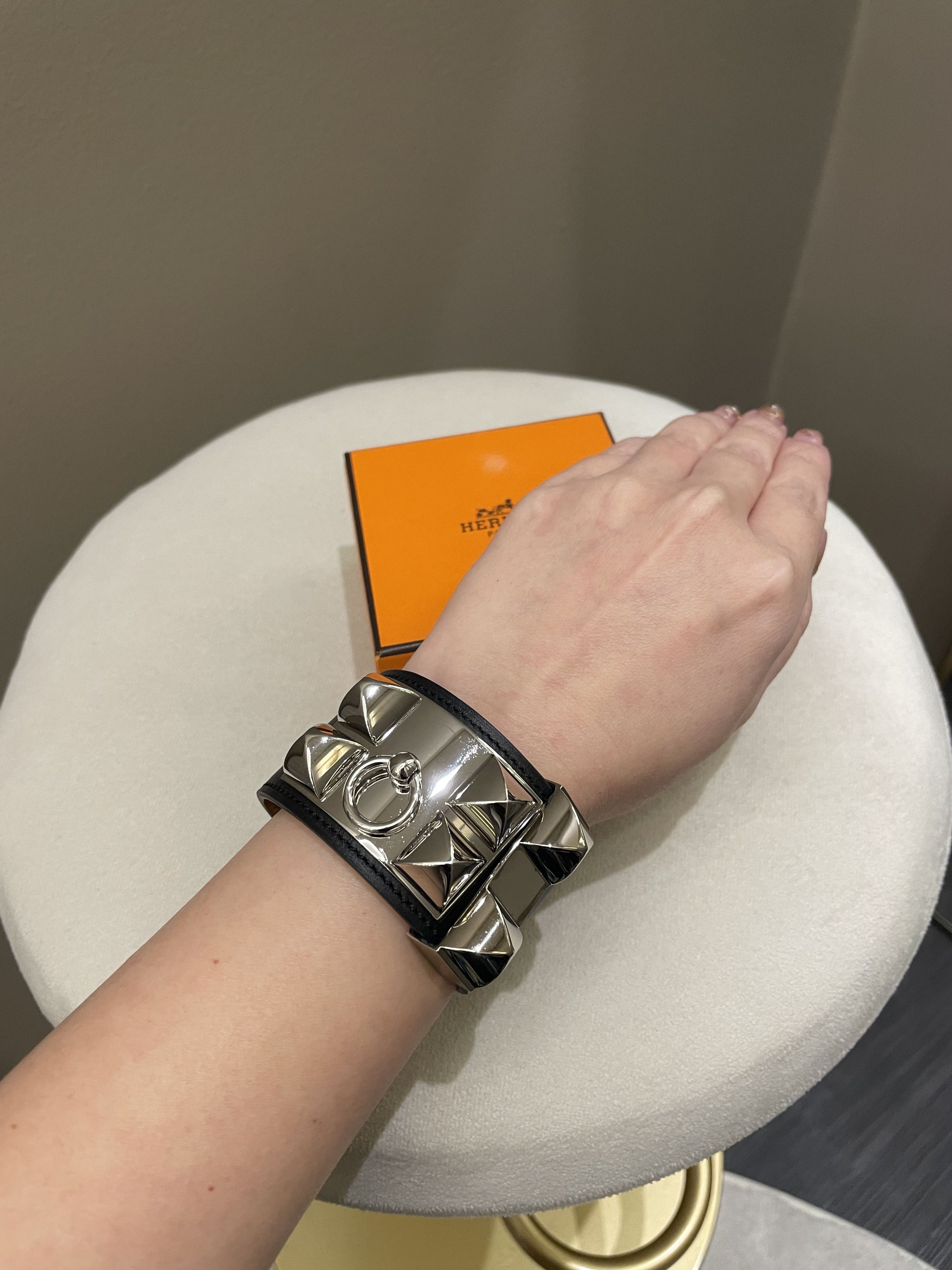 【出会えた一点物】HERMES CDCブレスレットブラックPHW Photo1-2-23_125657PM_2048x.jpg