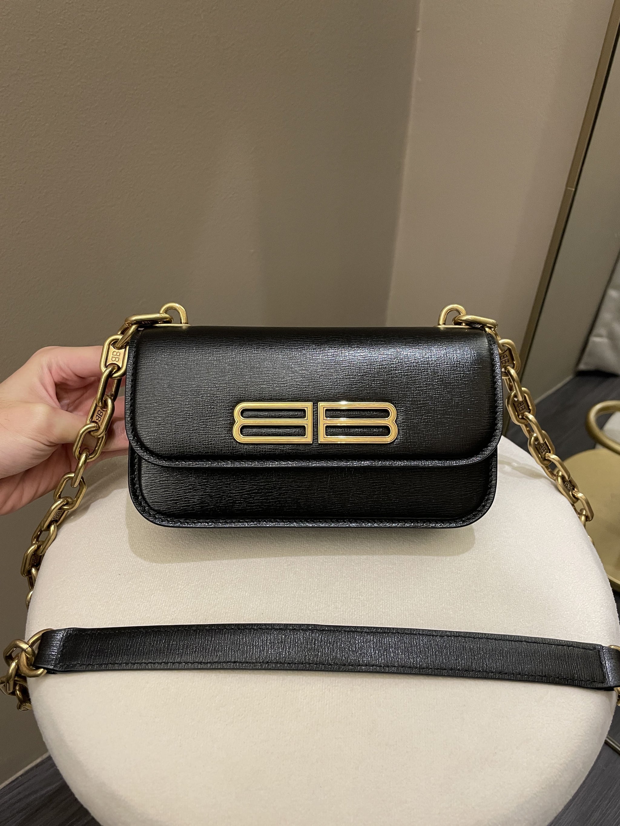 BALENCIAGA Gossip Bag ブラック ゴールド ショルダーバッグ 楽天市場】【新着】【中古】BALENCIAGA(バレンシアガ) ゴシップ