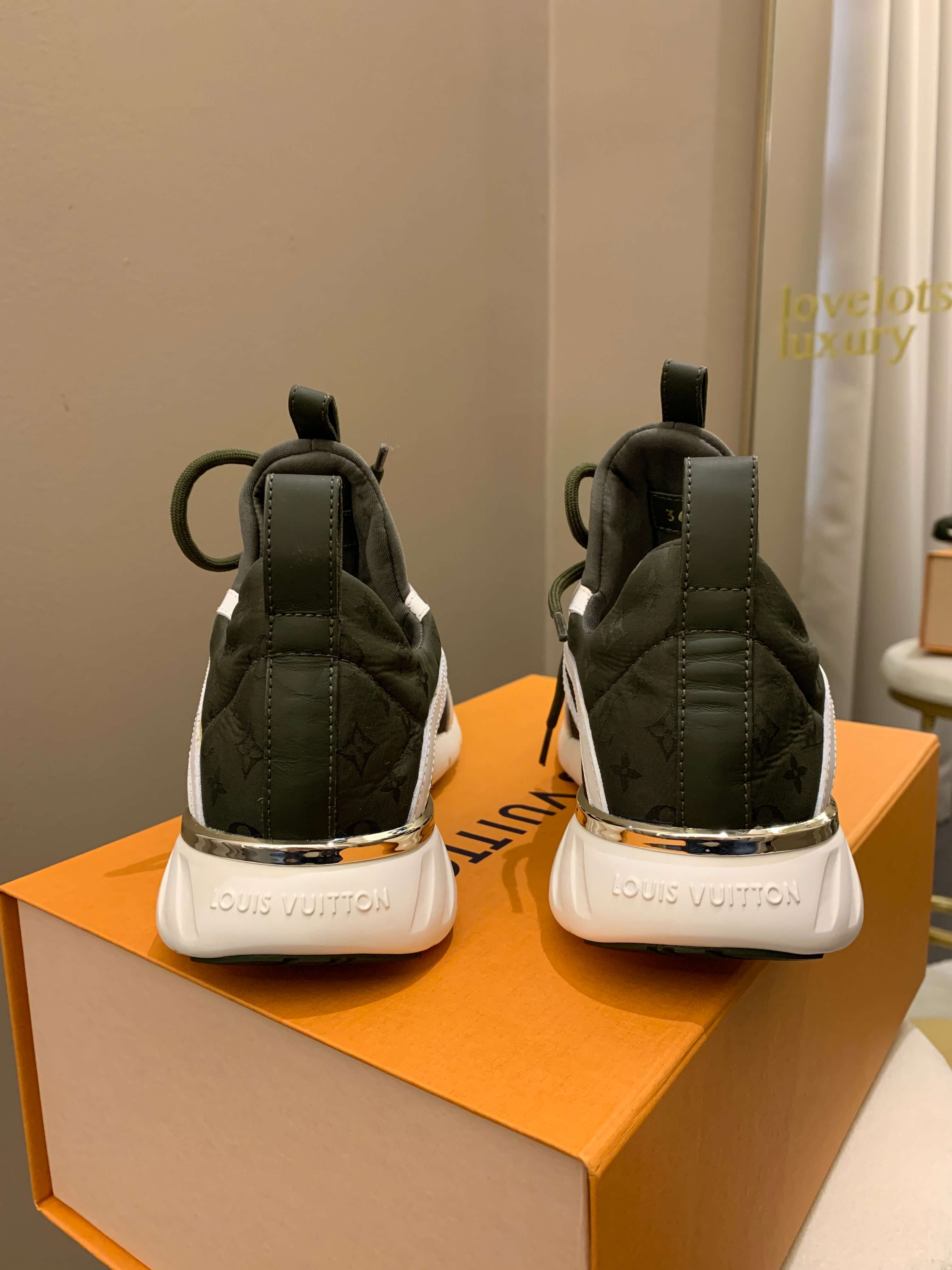 Louis Vuitton Aftergame Sneaker Khaki / White Size 36