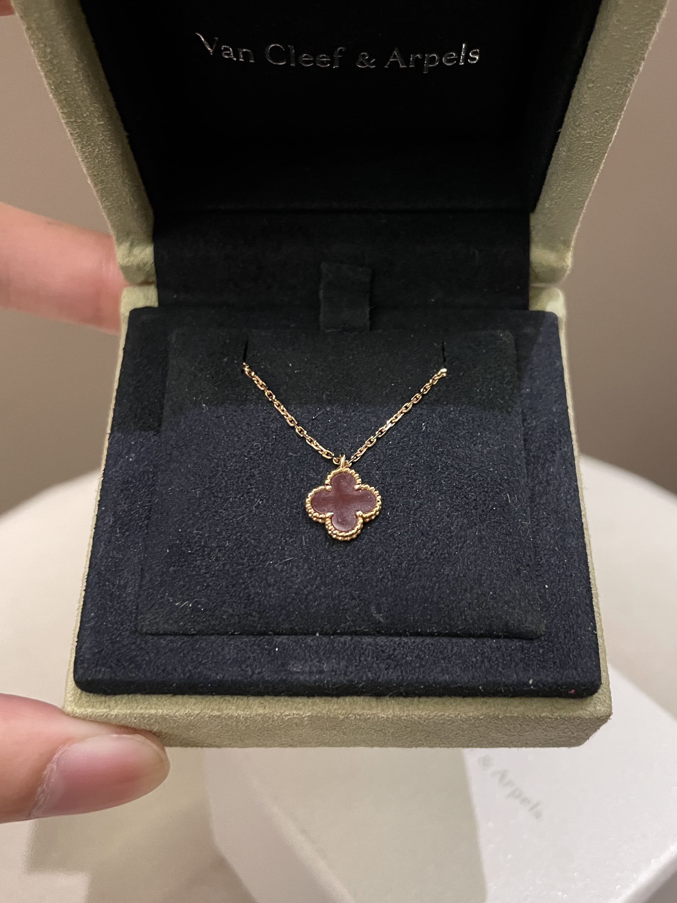 Van Cleef &Arpels Sweet Alhambra Necklace Carnelian Pendant 18K Pink Gold |  eBay