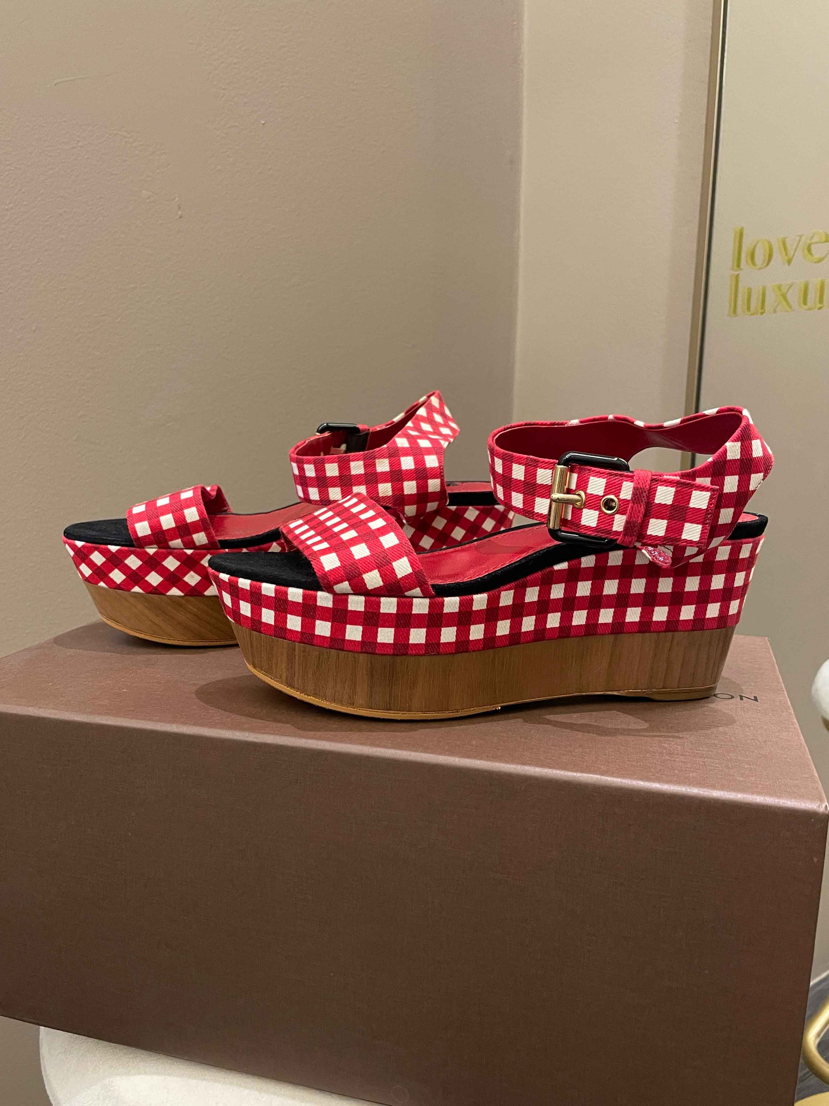 Louis Vuitton Wedge Sandals Red / White Size 37