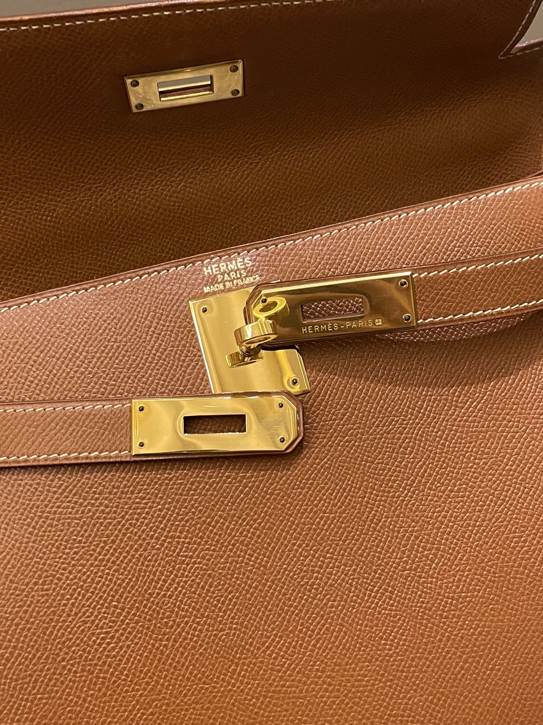 Vintage Hermes Kelly Sellier 32 Gold Courcheval Gold Hardware